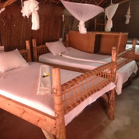 Jambo Beach Bungalows - Hostel